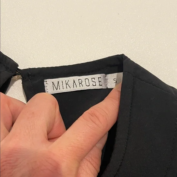 Mikarose Black Double-Layer Peter Pan Collar Short-Sleeve Blouse - Picture 7 of 10